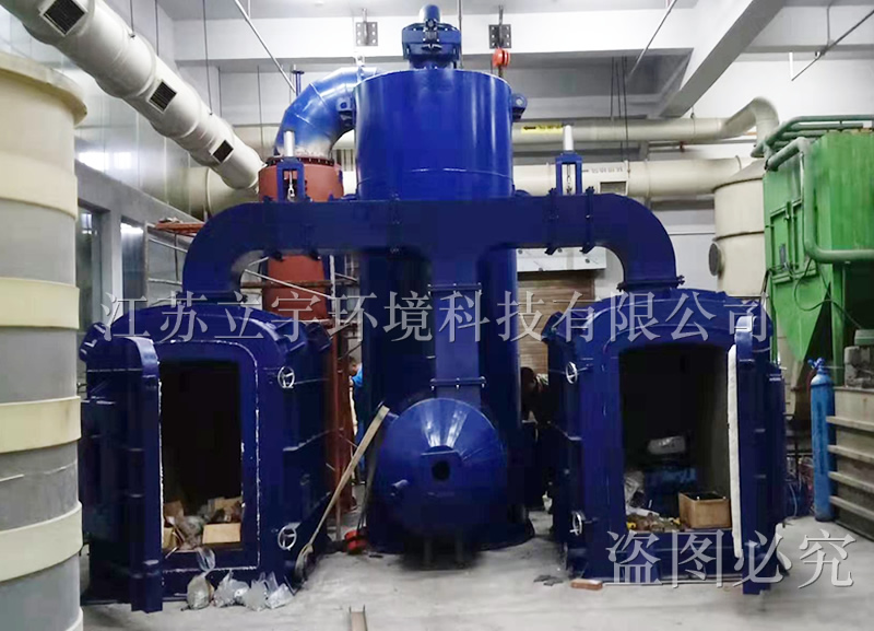 Treatment of waste containing platinum, rhodium, gold and palladium